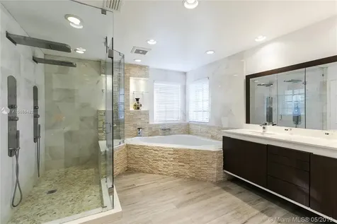 2505 Hunters Run Way Weston FL 33327