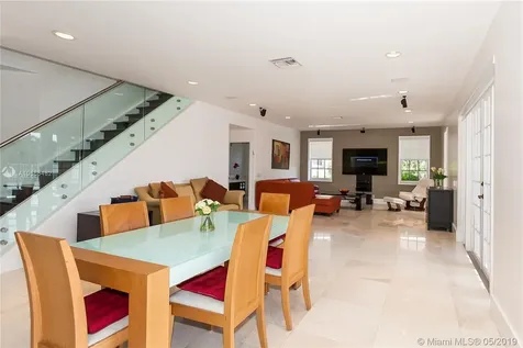 2505 Hunters Run Way Weston FL 33327