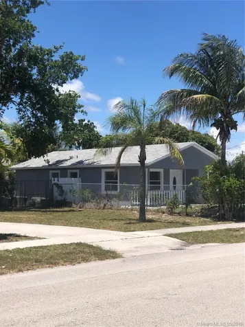 126 NW 6th Avenue Delray Beach FL 33444