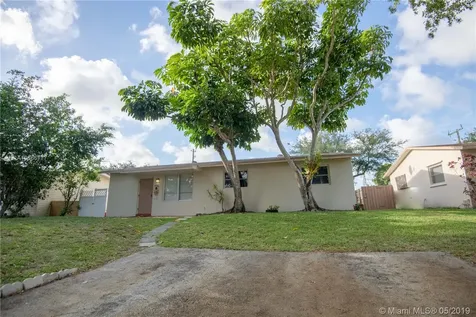 7531 Atlanta Street Hollywood FL 33024