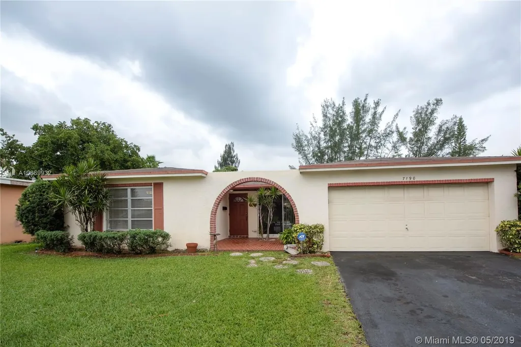 7190 NW 21st Street Sunrise FL 33313