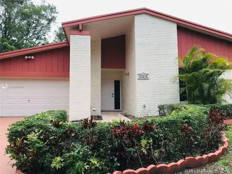13271 SW 108th Street Miami FL 33186