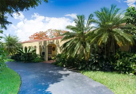 15324 SW 77th Court Palmetto Bay FL 33157