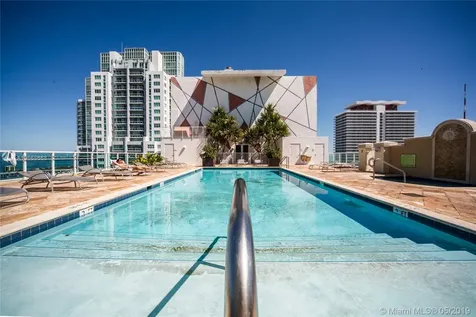 133 NE 2nd Avenue Miami FL 33132