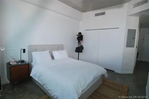 133 NE 2nd Avenue Miami FL 33132