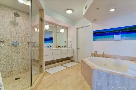 18671 Collins Avenue Sunny Isles Beach FL 33160