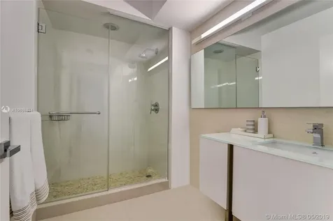 18671 Collins Avenue Sunny Isles Beach FL 33160