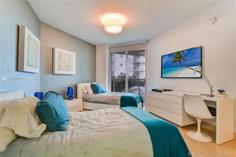 18671 Collins Avenue Sunny Isles Beach FL 33160