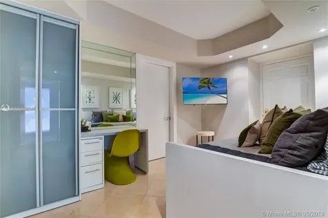18671 Collins Avenue Sunny Isles Beach FL 33160