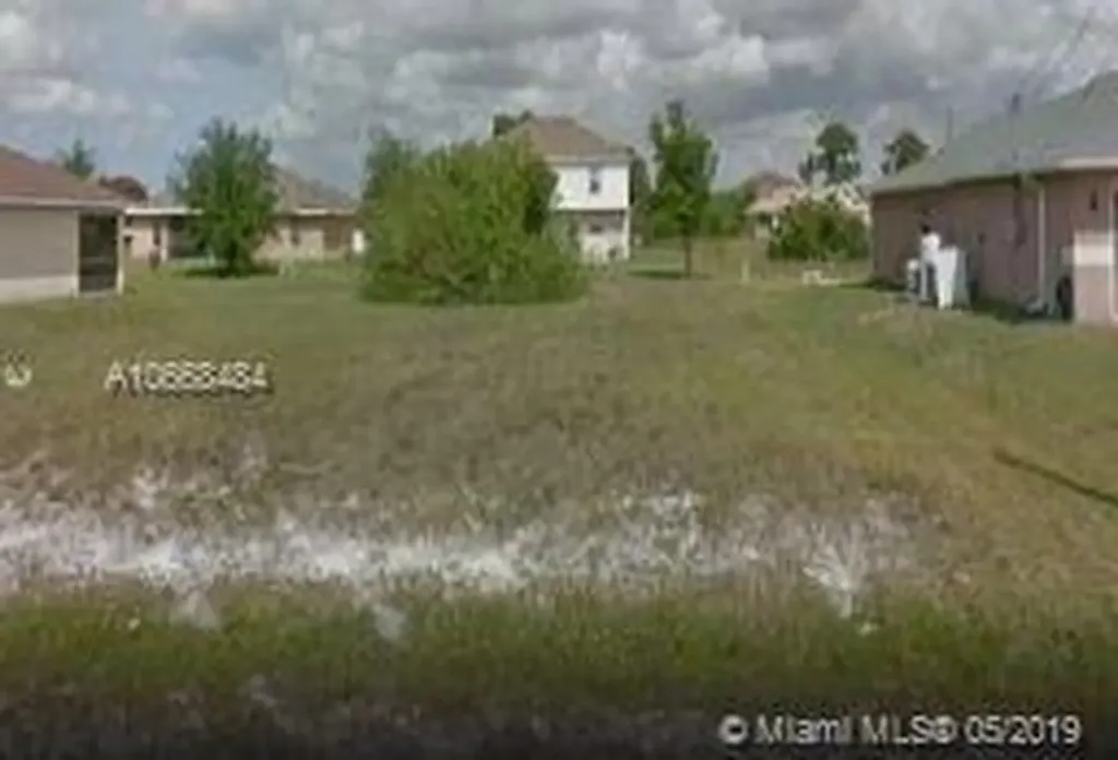 509 NW 1st Street Cape Coral FL 33993