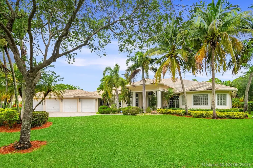 7537 NW 47th Drive Coral Springs FL 33067