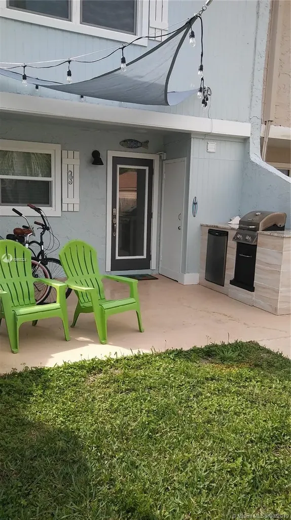 908 Shorewinds Drive Hutchinson Island FL 34949