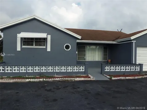 4201 NW 41st Terrace Lauderdale Lakes FL 33319