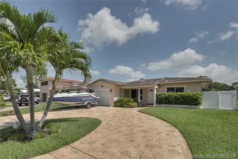 2459 SE 14th Street Pompano Beach FL 33062