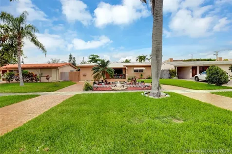 1113 NE 8th Street Hallandale Beach FL 33009