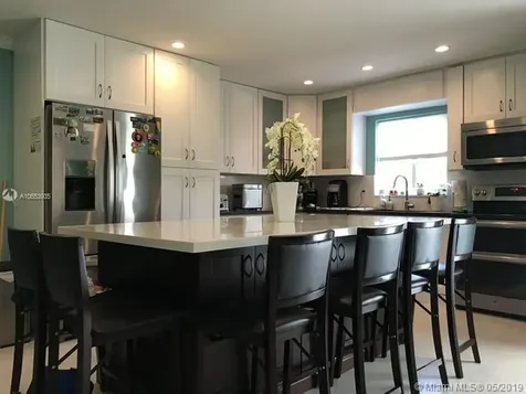 2435 Thomas Street Hollywood FL 33020