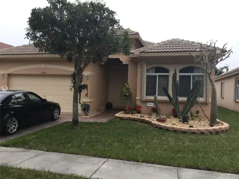 30 NW 159th Street Miami FL 33169
