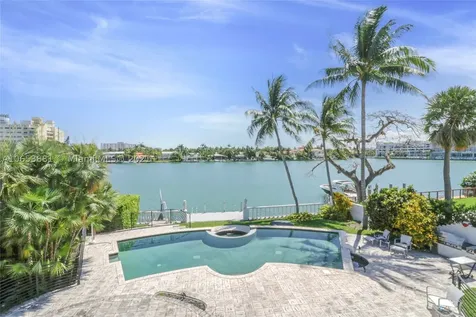 580 Lakeview Drive Miami Beach FL 33140
