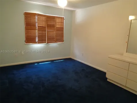 7647 SW 102nd Place Miami FL 33173