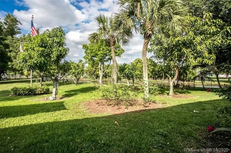 18900 Stirling Road Southwest Ranches FL 33332