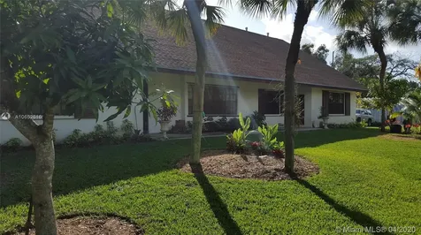 18900 Stirling Road Southwest Ranches FL 33332
