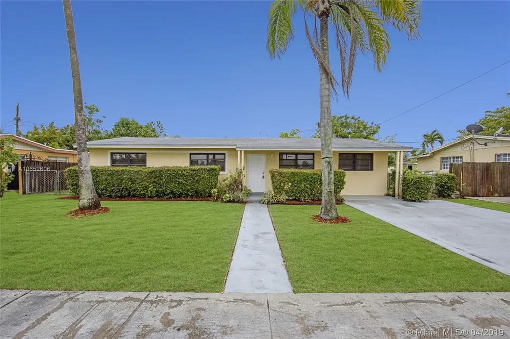 9970 SW 213th Terrace Cutler Bay FL 33189