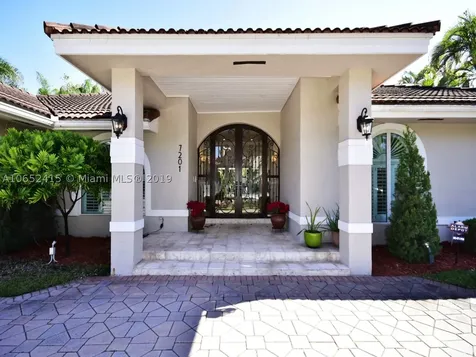 7201 SW 77th Court Miami FL 33143