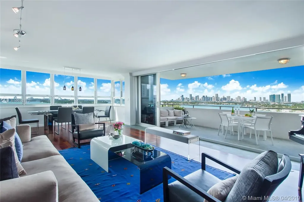 11 Island Avenue Miami Beach FL 33139
