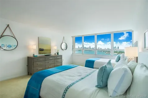 11 Island Avenue Miami Beach FL 33139