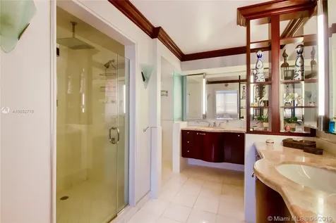 11 Island Avenue Miami Beach FL 33139