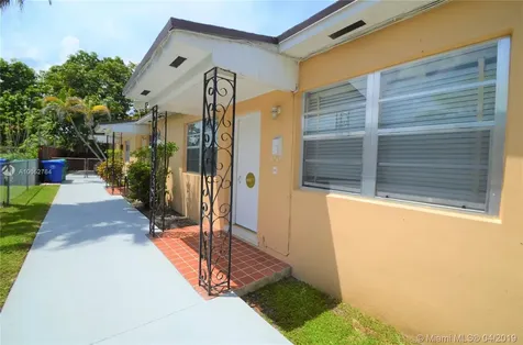 2786 SW 32nd Avenue Miami FL 33133