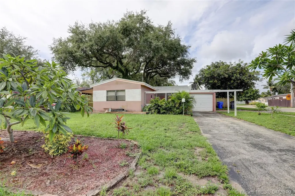 6670 Freedom Street Hollywood FL 33024