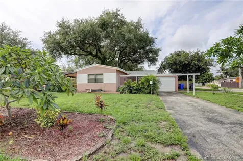 6670 Freedom Street Hollywood FL 33024