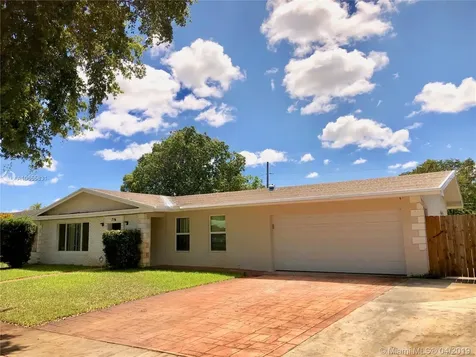 716 NW 48th Avenue Plantation FL 33317