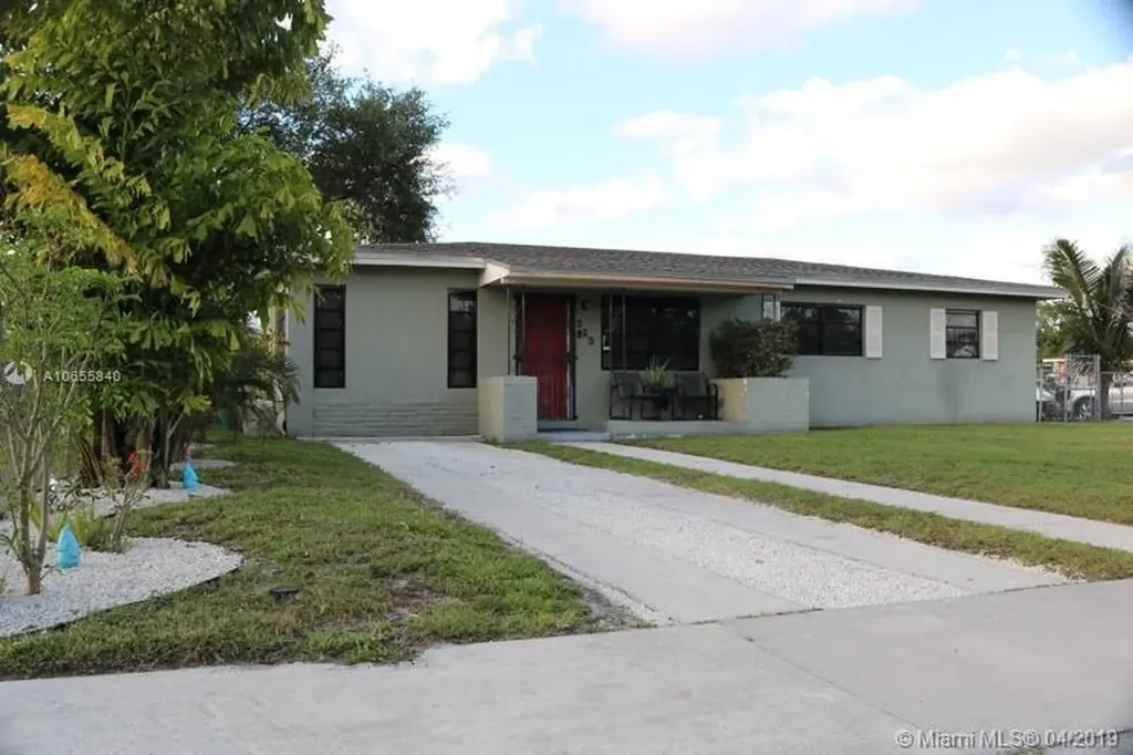 3231 NW 171st Terrace Miami Gardens FL 33056