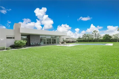 12523 Grand Oaks Drive Davie FL 33330