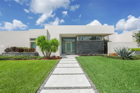 12523 Grand Oaks Drive Davie FL 33330