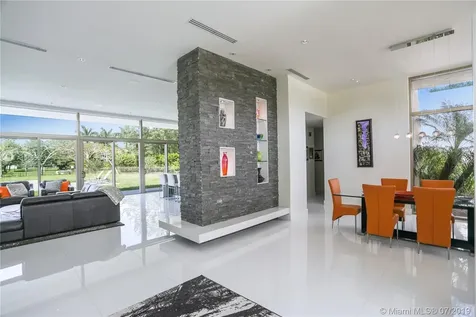 12523 Grand Oaks Drive Davie FL 33330