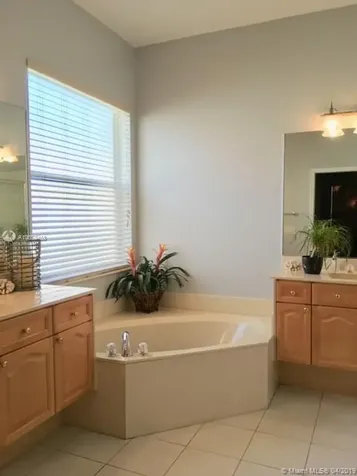 1858 Mariners Lane Weston FL 33327