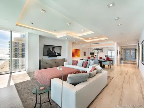 17475 Collins Avenue Sunny Isles Beach FL 33160