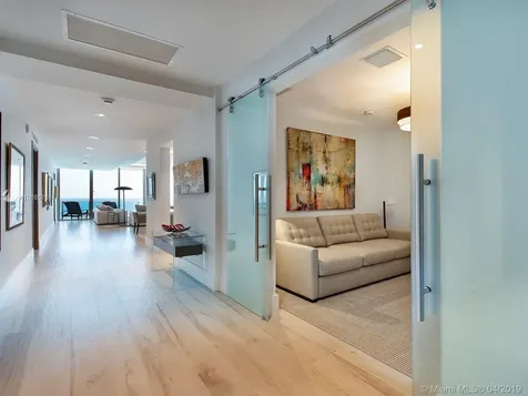 17475 Collins Avenue Sunny Isles Beach FL 33160
