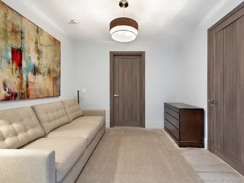 17475 Collins Avenue Sunny Isles Beach FL 33160