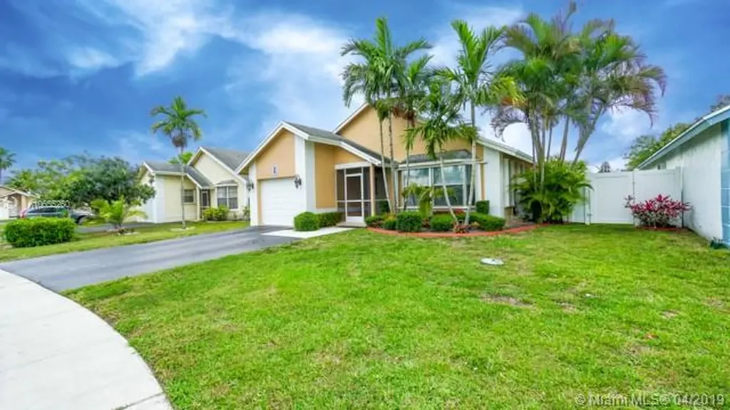 4460 NW 99th Avenue Sunrise FL 33351