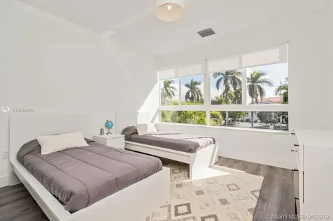 2451 NE 135th Street Miami FL 33181