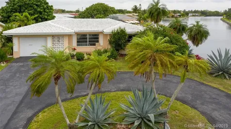 5812 NW 70th Avenue Tamarac FL 33321