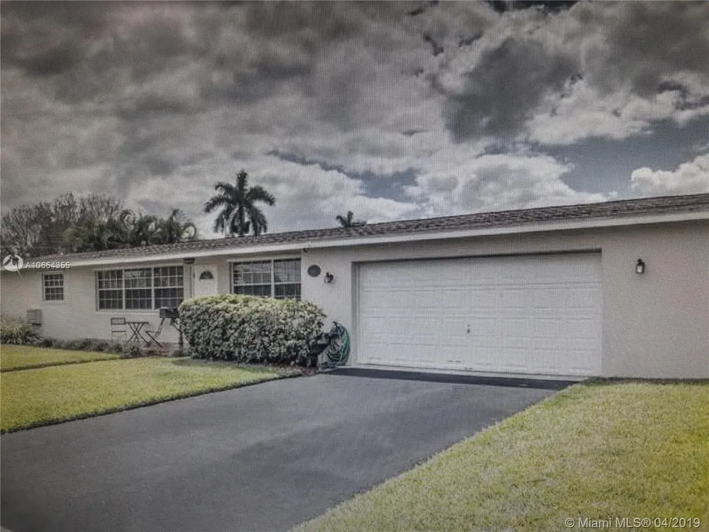 501 Beachwood Lane Plantation FL 33317