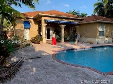 2700 SW 142nd Court Miami FL 33175