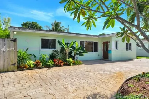 7512 Garfield Street Hollywood FL 33024
