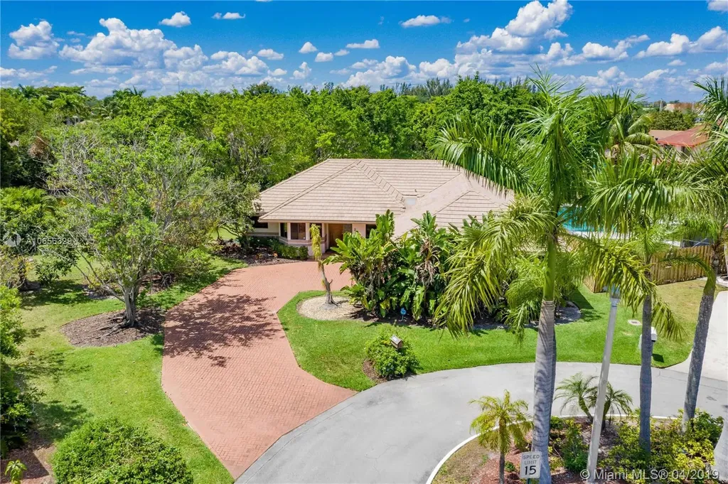 3985 NW 75th Terrace Lauderhill FL 33319