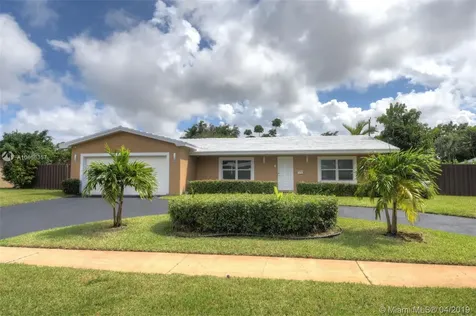 4910 Monroe Street Hollywood FL 33021
